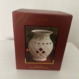 Brand new Lenox fragrance warmer